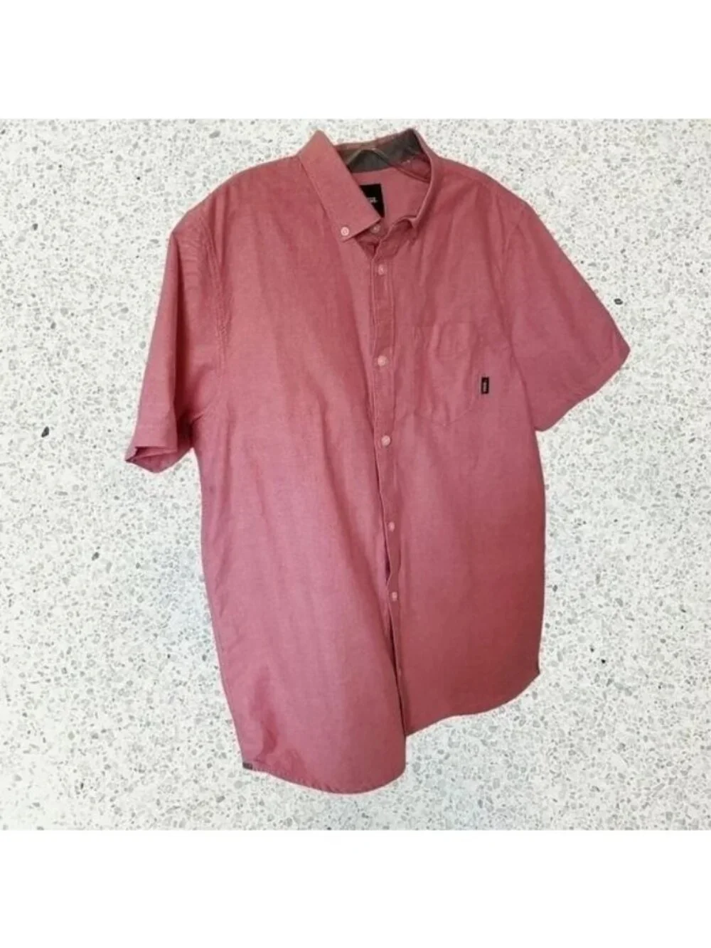 Vans Men’s Short Sleeve Button Down Shirt Chest Pocket Casual Shirt Pink Small